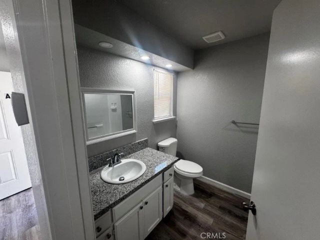 7117 N Antioch, Fresno, CA 93722