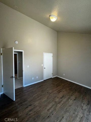 7117 N Antioch, Fresno, CA 93722
