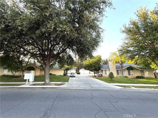 7117 N Antioch, Fresno, CA 93722