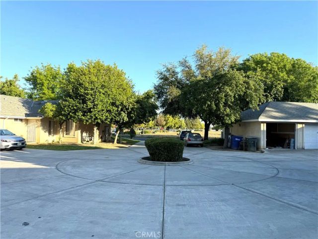 7117 N Antioch, Fresno, CA 93722