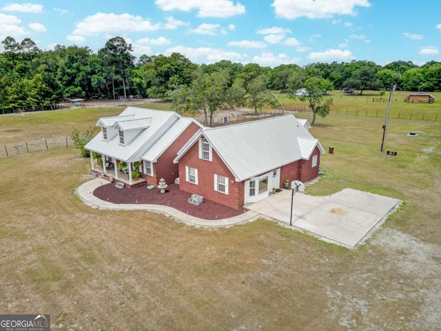 142 Lloyd Drive, Jesup, GA 31545