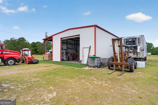 142 Lloyd Drive, Jesup, GA 31545