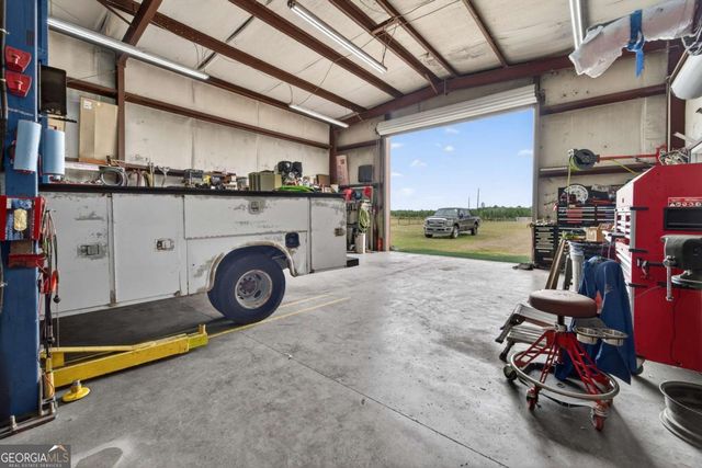142 Lloyd Drive, Jesup, GA 31545