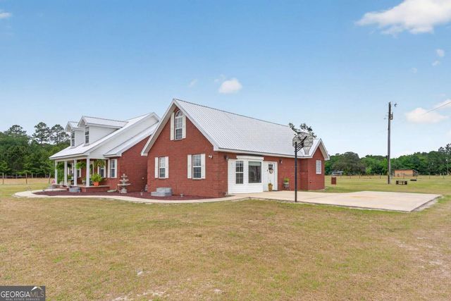 142 Lloyd Drive, Jesup, GA 31545