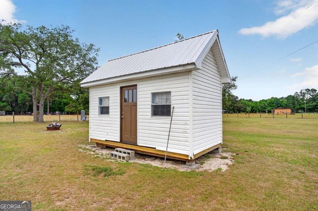 142 Lloyd Drive, Jesup, GA 31545