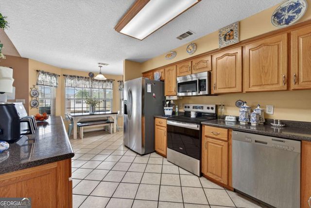 142 Lloyd Drive, Jesup, GA 31545