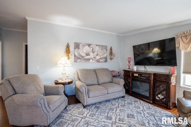 12451 Dahmer Way, Carterville, IL 62918