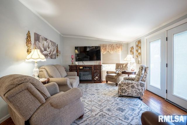 12451 Dahmer Way, Carterville, IL 62918