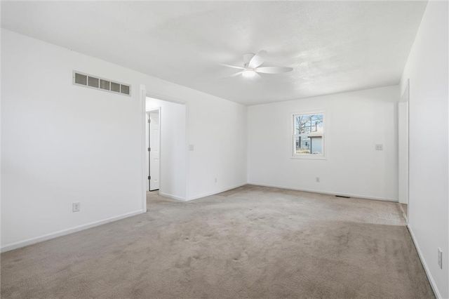 4400 E 137th Street, Grandview, MO 64030