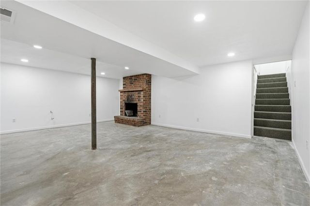 4400 E 137th Street, Grandview, MO 64030