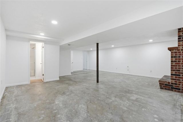 4400 E 137th Street, Grandview, MO 64030