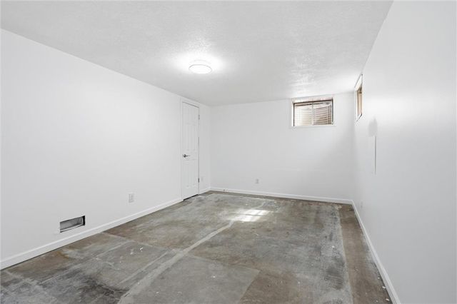 4400 E 137th Street, Grandview, MO 64030