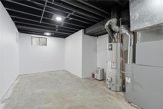 4400 E 137th Street, Grandview, MO 64030