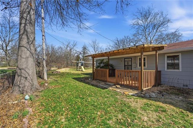 4400 E 137th Street, Grandview, MO 64030