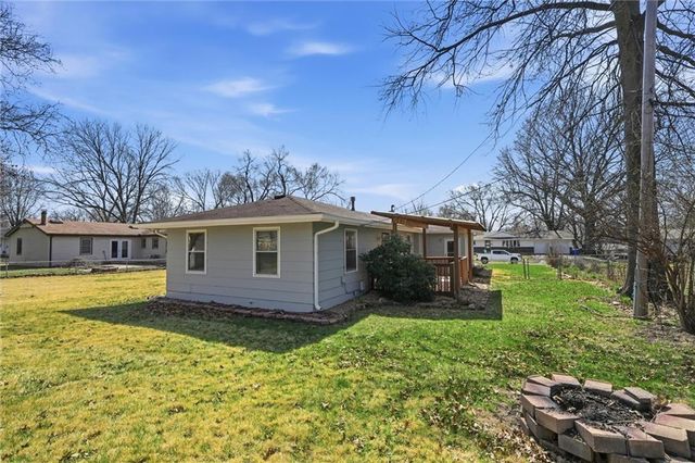 4400 E 137th Street, Grandview, MO 64030