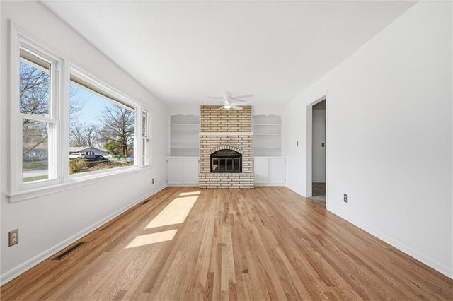 4400 E 137th Street, Grandview, MO 64030