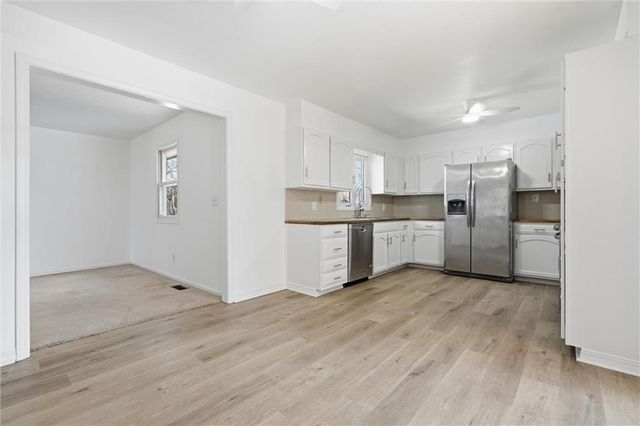 4400 E 137th Street, Grandview, MO 64030