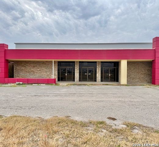 1823 frontage, Beeville, TX 78102