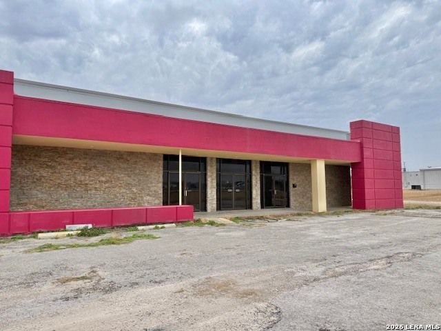 1823 frontage, Beeville, TX 78102