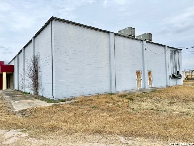 1823 frontage, Beeville, TX 78102