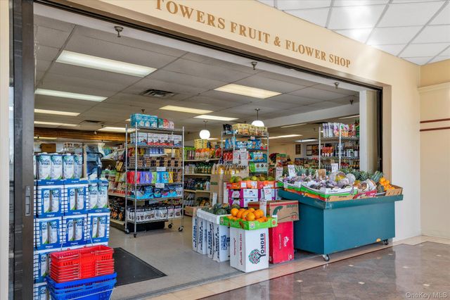 271-10 Grand Central Pkwy 27 Y, Floral Park, NY 11005