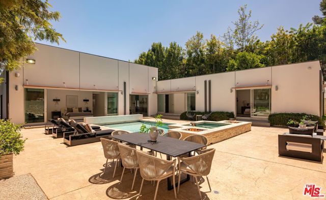 9229 Robin Drive, West Hollywood, CA 90069