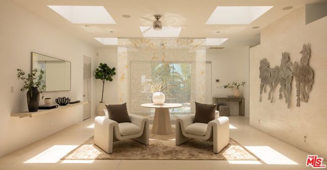 9229 Robin Drive, West Hollywood, CA 90069