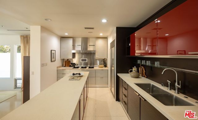 9229 Robin Drive, West Hollywood, CA 90069