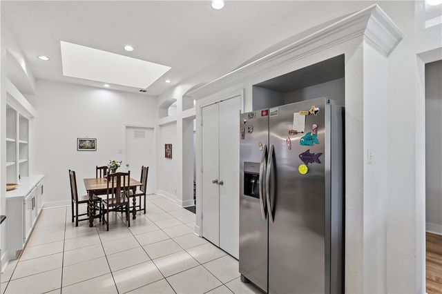 1023 Fallbrook Loop, College Station, TX 77845