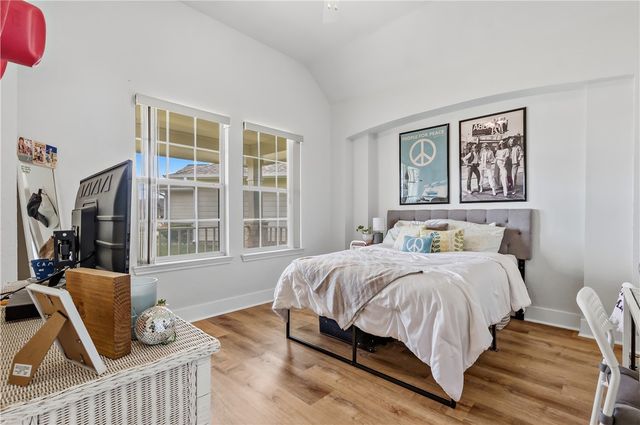 1023 Fallbrook Loop, College Station, TX 77845