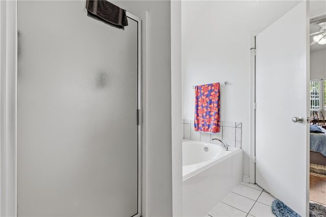 1023 Fallbrook Loop, College Station, TX 77845