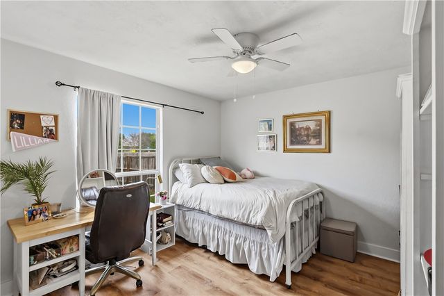 1023 Fallbrook Loop, College Station, TX 77845