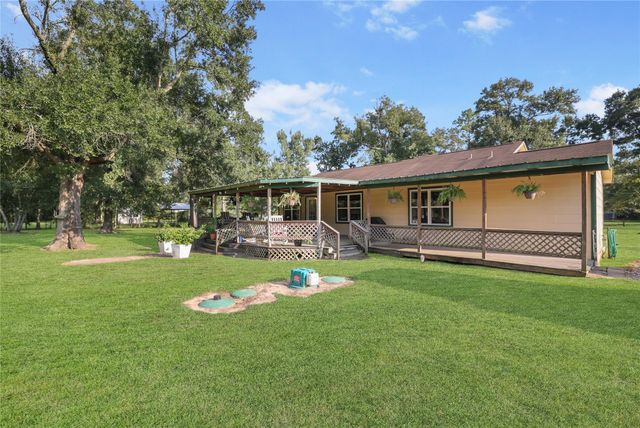 26925 E River Road, Splendora, TX 77372
