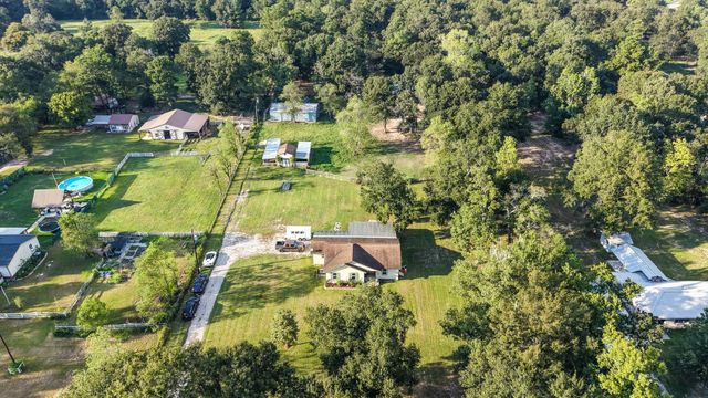 26925 E River Road, Splendora, TX 77372