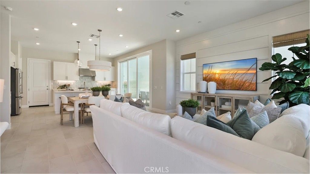 27482 Red Alder Lane, Valencia, CA 91381 — photo 5