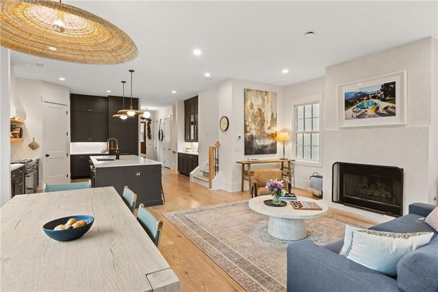 1138 Mado Loop, Chattahoochee Hills, GA 30268