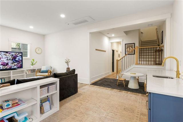 1138 Mado Loop, Chattahoochee Hills, GA 30268