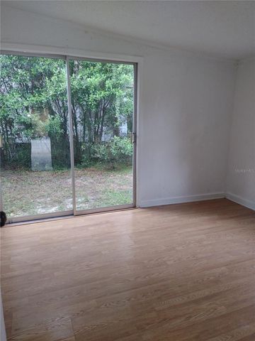 320 S 4TH STREET, Leesburg, FL 34748
