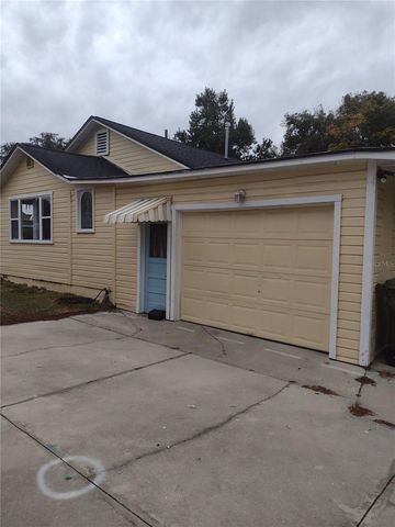 320 S 4TH STREET, Leesburg, FL 34748