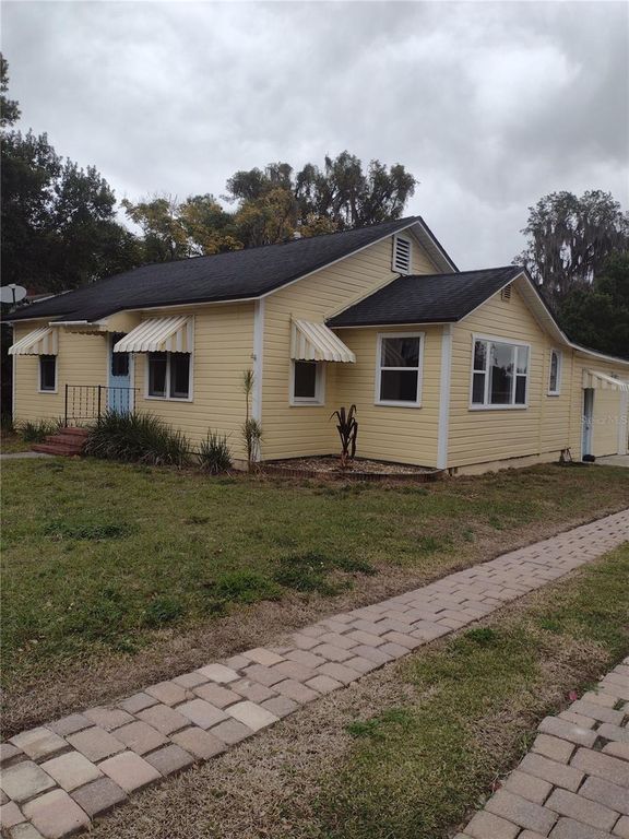 320 S 4TH STREET, Leesburg, FL 34748