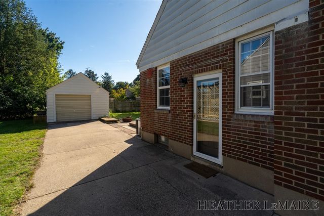 910 Nevada Street, Grand Rapids, MI 49507