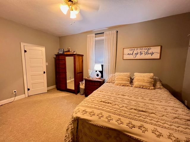 115 W 2nd Street, Freistatt, MO 65654