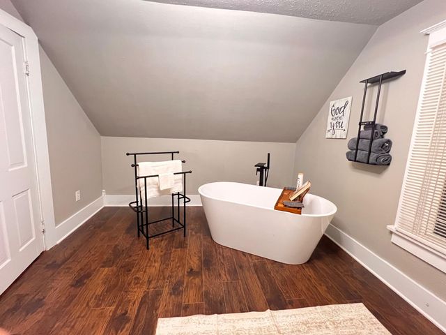 115 W 2nd Street, Freistatt, MO 65654