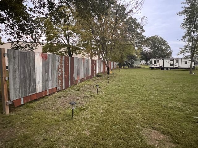 115 W 2nd Street, Freistatt, MO 65654