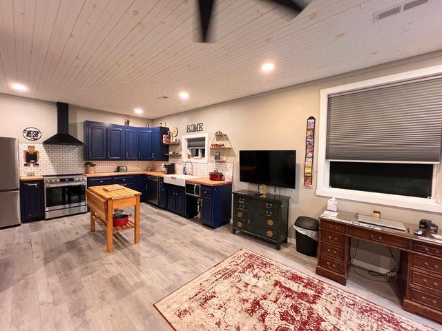 115 W 2nd Street, Freistatt, MO 65654