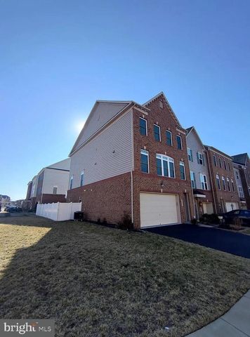 44373 FOXTHOM TER, Ashburn, VA 20147
