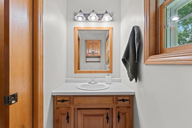 2098 S ROCK RIVER CIRCLE, De Pere, WI 54115