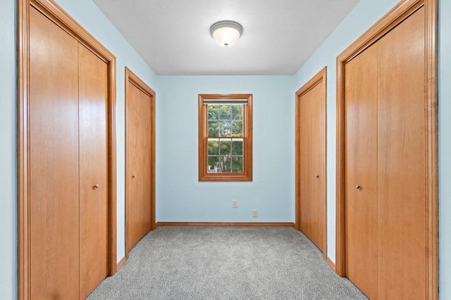2098 S ROCK RIVER CIRCLE, De Pere, WI 54115