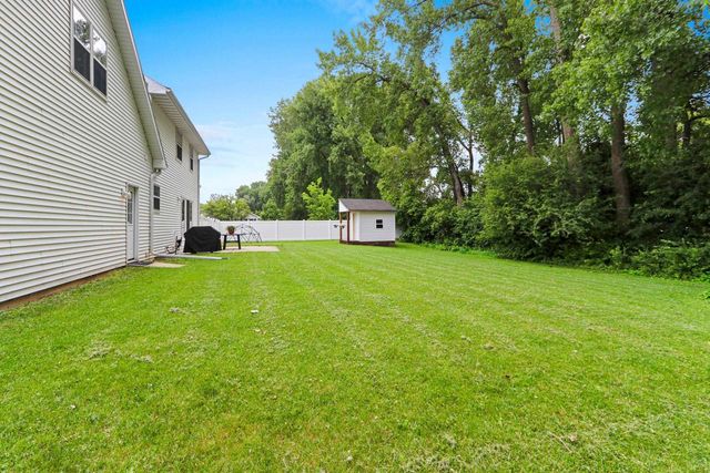 2098 S ROCK RIVER CIRCLE, De Pere, WI 54115