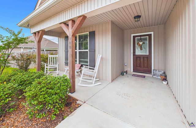 100 Wynchase Lane, Bonaire, GA 31005